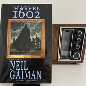 Marvel 1602 by Neil Gaiman - Black Cover Edition